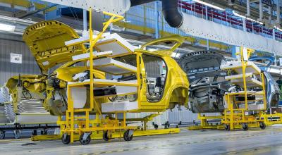 Din noiembrie, Stellantis va reduce nivelul producției de mașini cu motoare termice în Europa - Photo