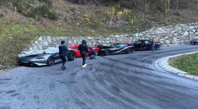 Aproape 7 milioane de euro, distruse în secunde! Un Ferrari, McLaren și Bentley, implicate într-un accident - Photo