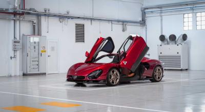 Italienii de la Alfa Romeo au lansat producția lui 33 Stradale. Toate unitățile sunt deja vândute - Photo