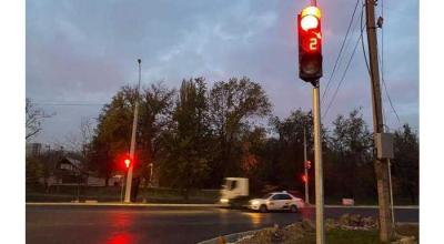 Municipalitatea vrea să modernizeze infrastructura rutieră cu mai multe semafoare inteligente în capitală - Photo