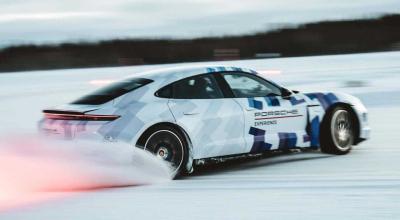 (FOTO) Record mondial cu un Porsche Taycan GTS! A parcurs 17 km în drift non-stop - Photo