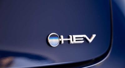 Marea Britanie amână cu cinci ani interzicerea vânzărilor de mașini hibride, termicele rămân excluse - Photo