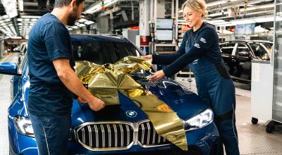 BMW atinge pragul de 3 milioane de vehicule electrificate produse - aniversare specială la uzina din Munchen - Photo