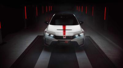 (FOTO) Honda Civic Type R Ultimate Edition. Ultima suflare a legendarului hot hatch în Europa - Photo