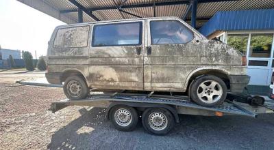 După două decenii de procese, un veteran de război a primit dreptul de a-și scoate din vamă automobilul blocat - Photo