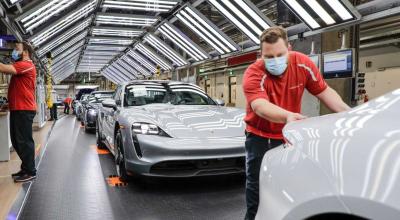 Porsche estimează pierderi de 300 milioane euro din cauza tarifelor americane. Exporturile spre SUA, afectate puternic - Photo