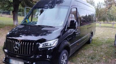 Tentativă eșuată. Un microbuz cu acte falsificate, a fost oprit la frontiera moldo-ucraineană - Photo