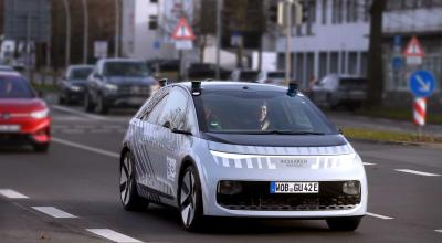 Volkswagen lansează primele teste cu mașinile autonome în Wolfsburg - Photo