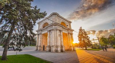 Se așteaptă o delegație oficială la Chișinău. Accesul persoanelor va fi limitat în anumite locuri publice - Photo