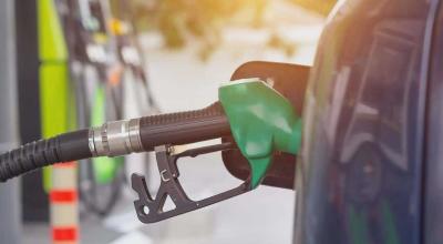 O altă țară din UE plafonează prețurile la carburanți, pentru a proteja consumatorii de majorările prețului la petrol - Photo