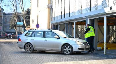 Un nou proiect de lege cu privire la parcări. Dacă ocupi abuziv mai multe locuri, poți fi sancționat - Photo