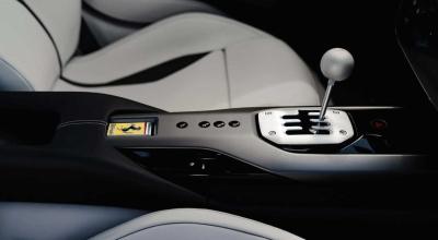 Ferrari readuce senzația unei cutii manuale, dar nu renunță la transmisia automată. Noul 12Cilindri Manuale va fi produs în serie limitată - Photo